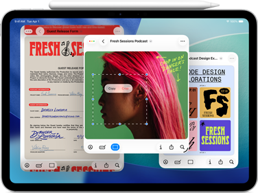 iPad Air zobrazující ručně psané poznámky a kresby v aplikaci Poznámky, spárovaný s Magic Keyboardem a Apple Pencilem Pro